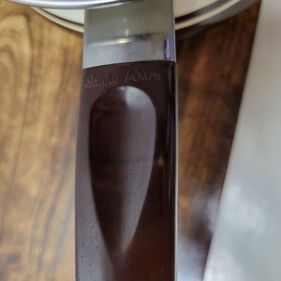 Vintage SankoWare Enamel Sauce Pan Pot with Lid - Picture 4 of 6